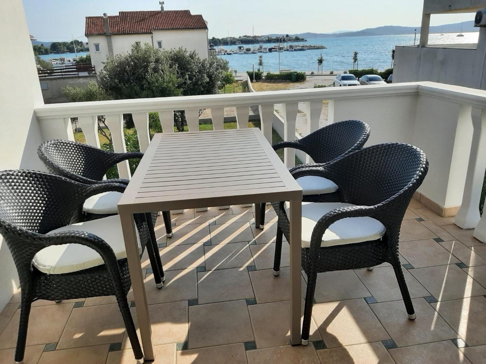 Apartmani Labud Sukošan エクステリア 写真