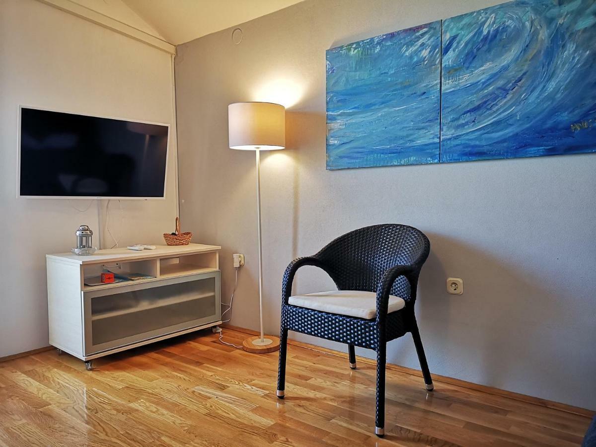 Apartmani Labud Sukošan エクステリア 写真