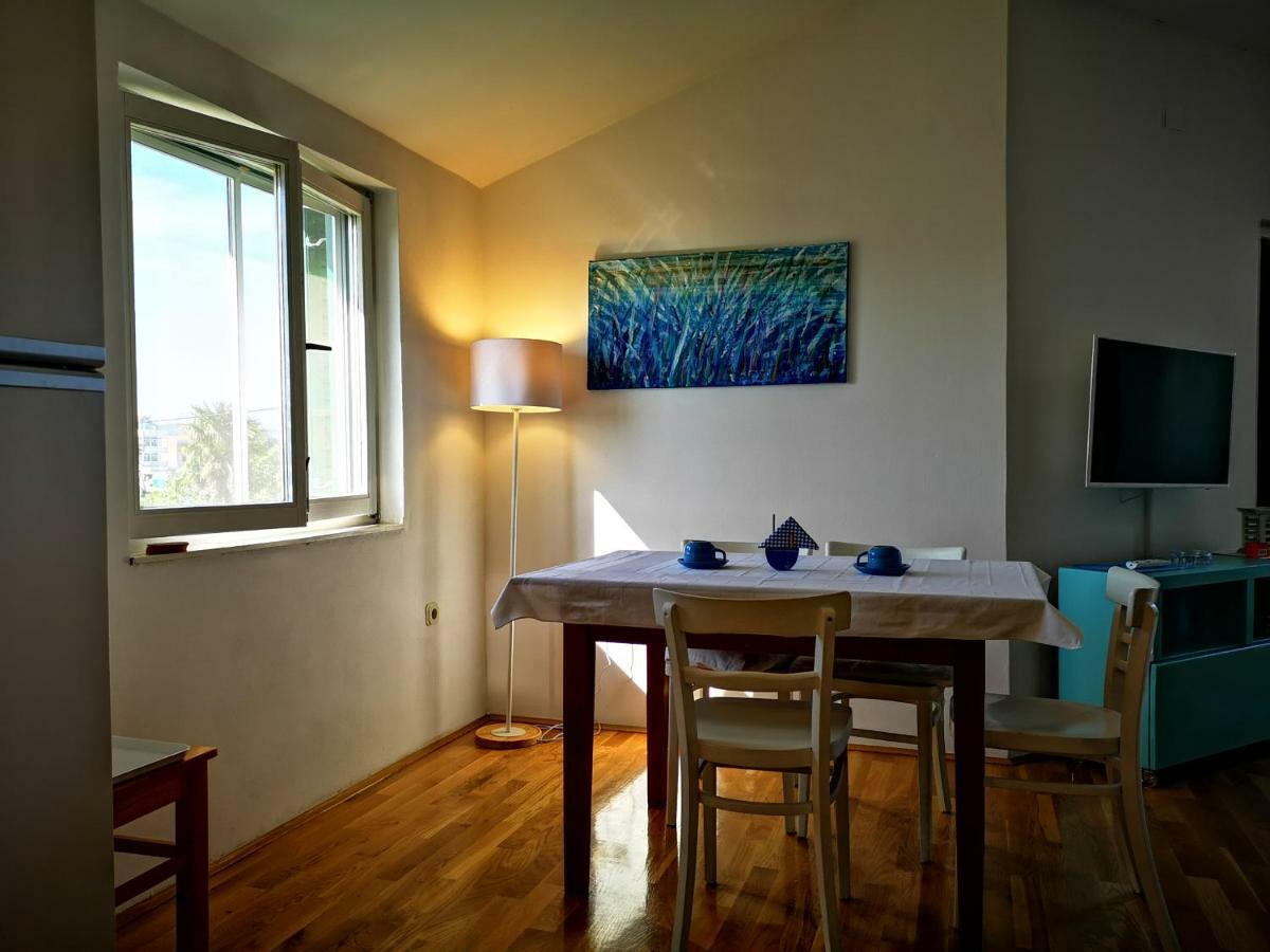 Apartmani Labud Sukošan エクステリア 写真