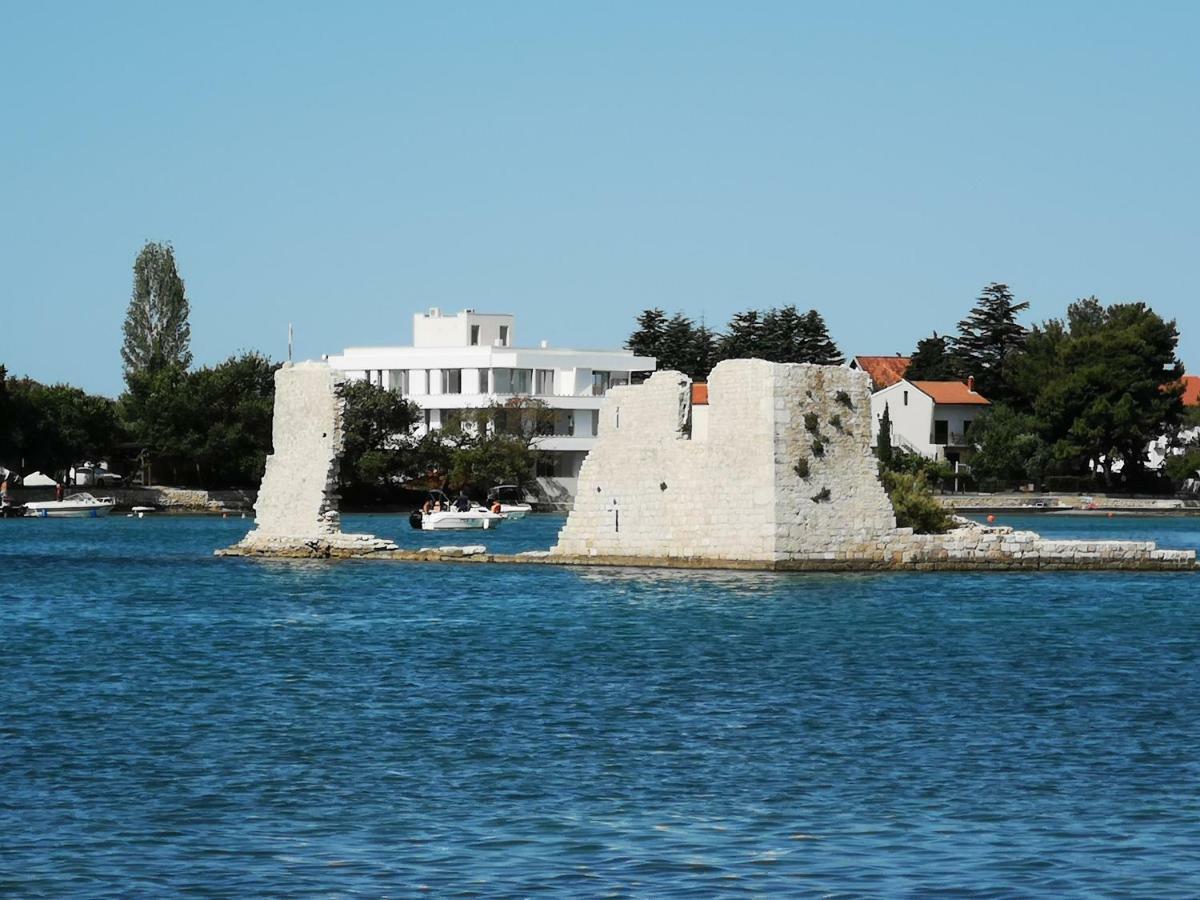 Apartmani Labud Sukošan エクステリア 写真